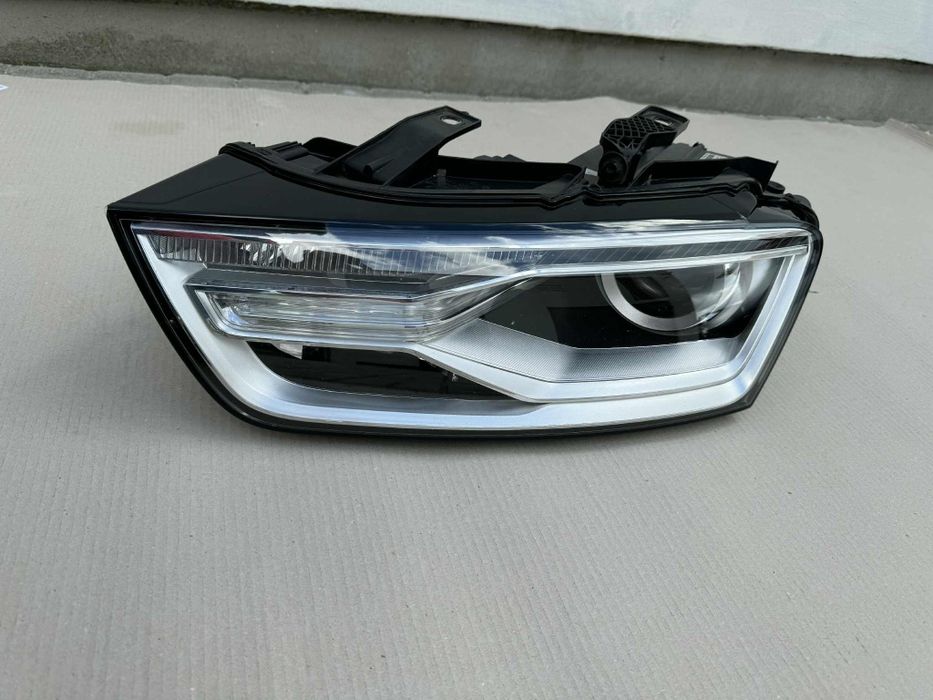 Audi Q3 8U0 Lift Lampa przód xenon led lewa