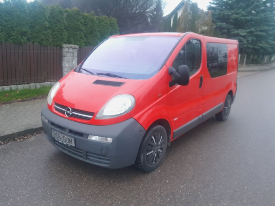 Opel Vivaro 2.0 Benzyna_6 osób_Klima_Sprowadzony