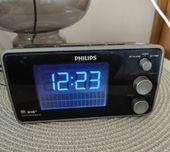 Radio DAB z funkcją budzika Philips.