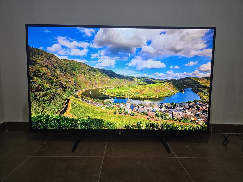 Telewizor marki SONY 43 cale, 4k uhd Smart Tv JAK NOWY