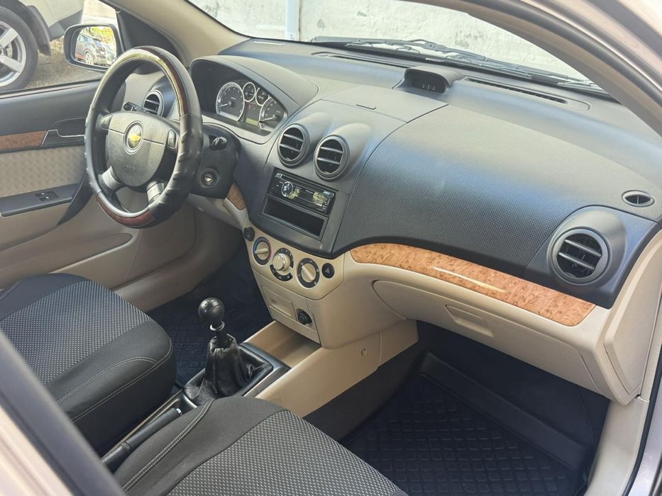 Шевроле авео 2008 год. Газ