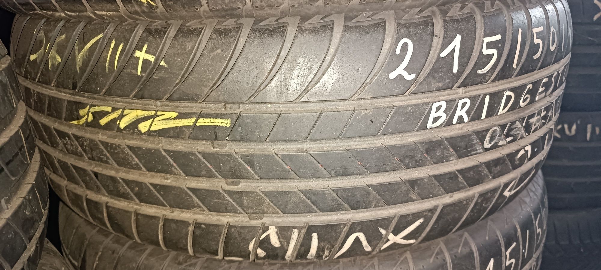 Opony letnie Bridgestone 215/50/18 Jarbet #A101