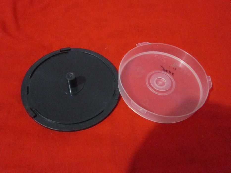 Коробка для дисков круглая б/у