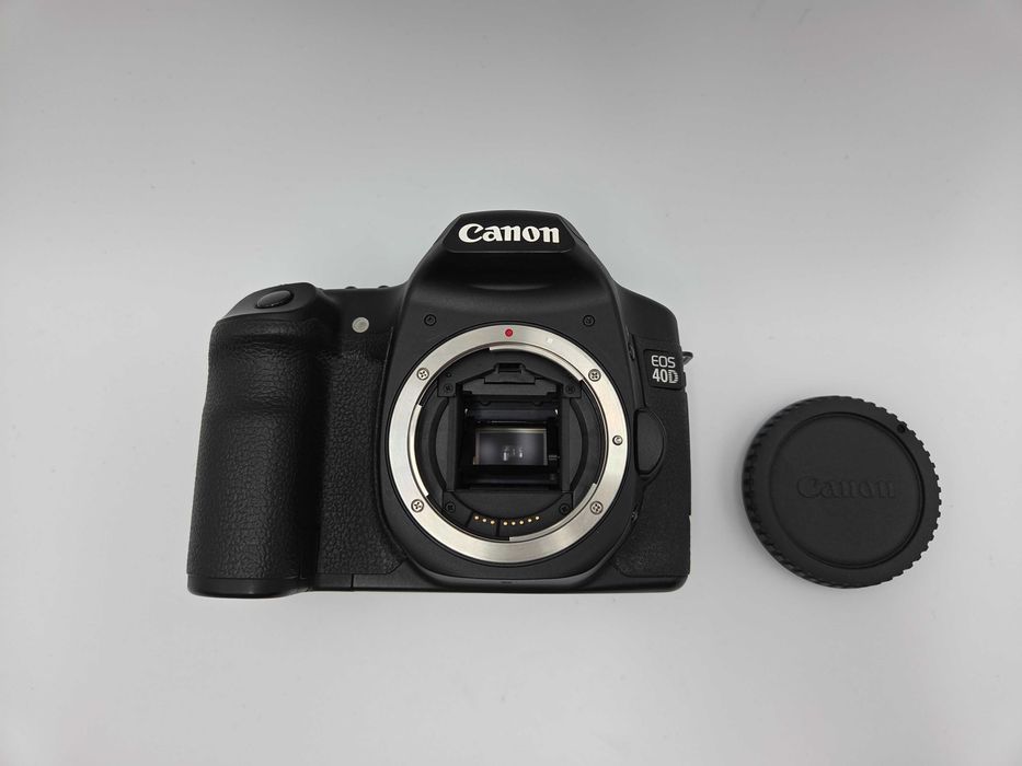 WYPRZEDAŻ Aparat Canon EOS 40D body - tylko 8 tys. zdjęć - jak nowy