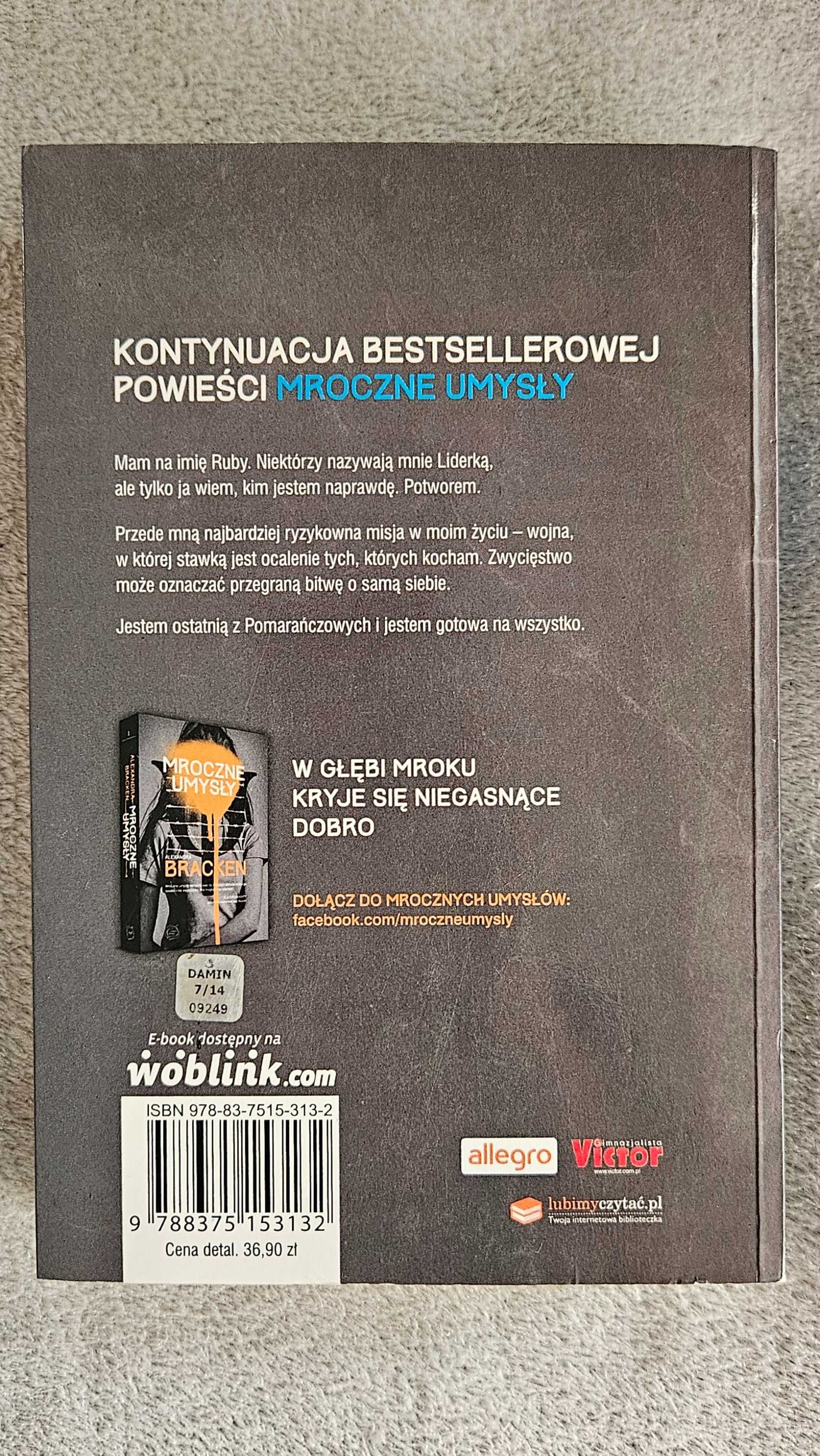 Nigdy nie gasną. Mroczne umysły. Tom 2