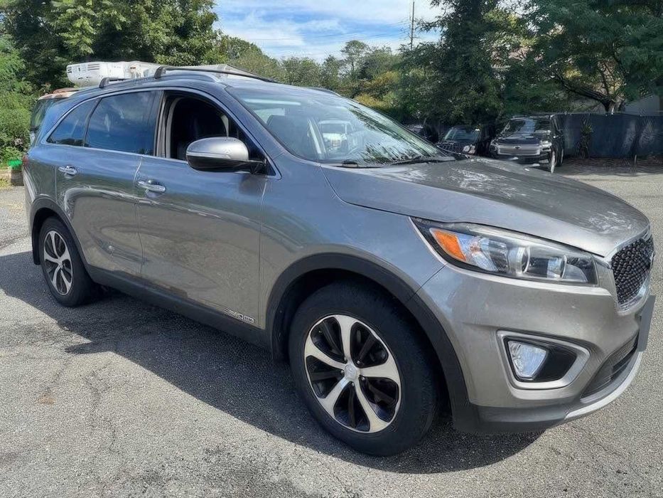 Kia Sorento EX V6      2017