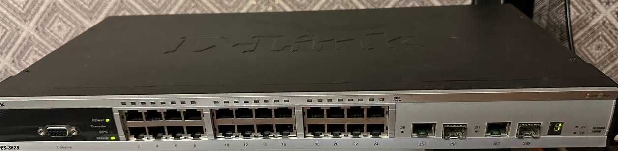 Коммутатор D-Link des 3528