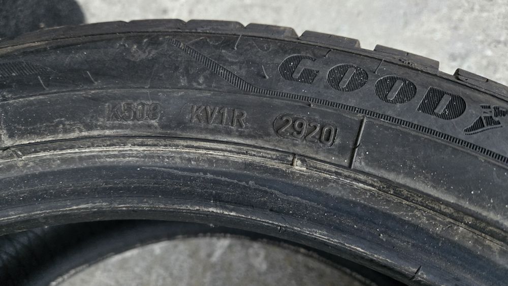 Goodyear UltraGrip Performance+ 245/45 R20 103V XL FP