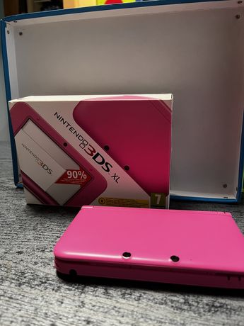 Nintendo 3DS XL plus duży zestaw gier i figurek