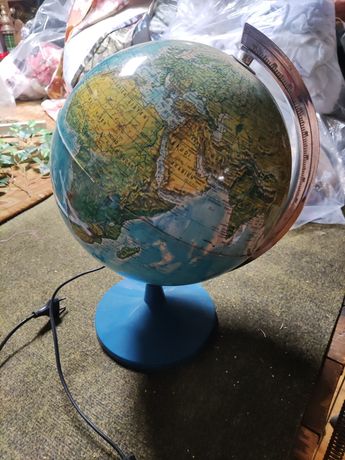 Globus stojak lampka
