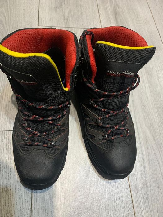 Трекингові водонепроникні чоботии