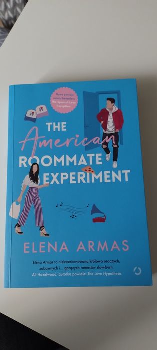 Książka pt The american roommate experiment