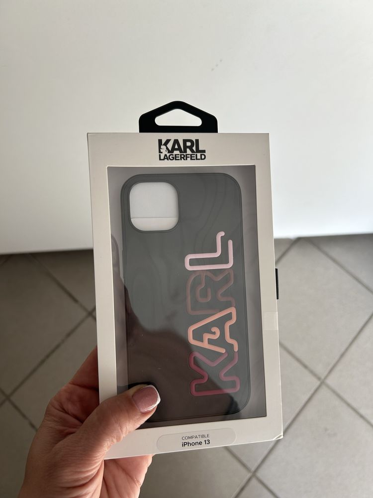 Sprzedam nowy futeral  iphone 13/14 karl