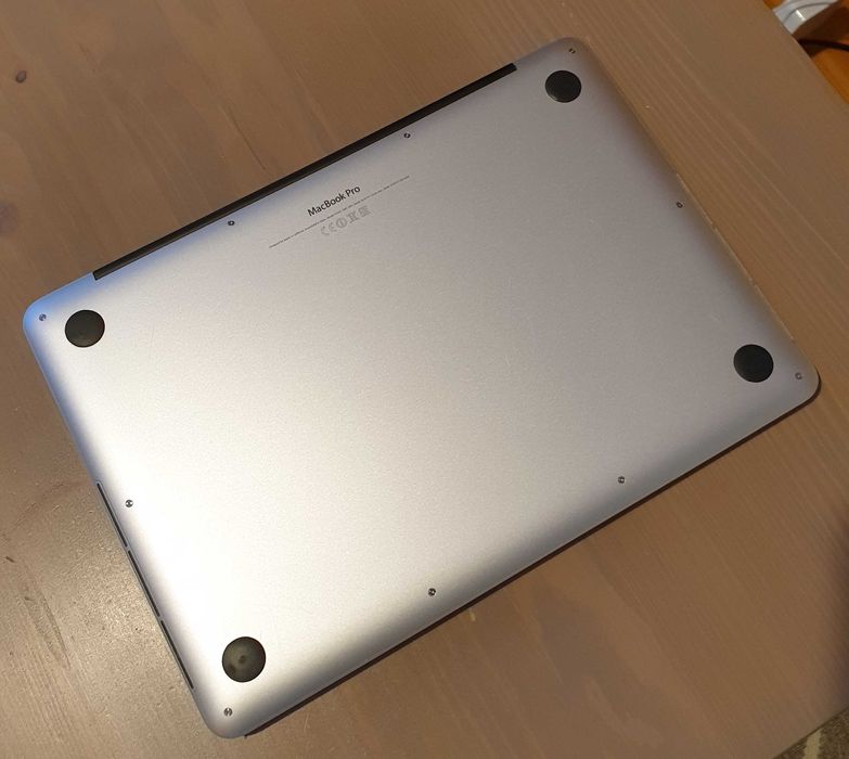 MacBook Pro (Retina, 13-calowy, połowa 2014 r.)