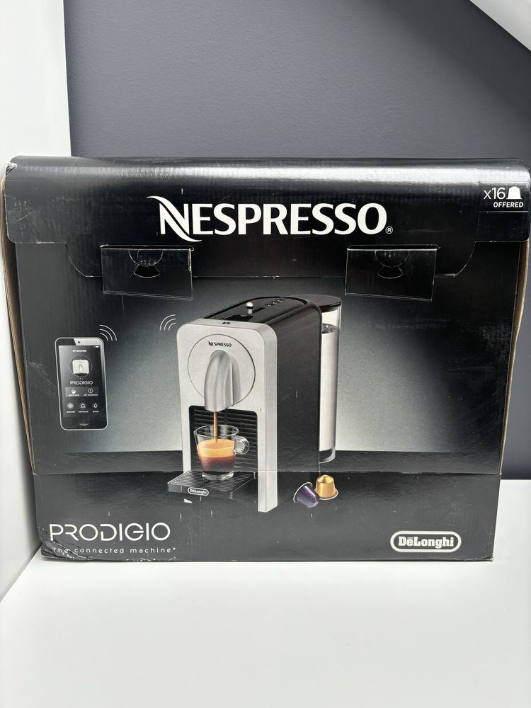 Ekspres delonghi nespresso