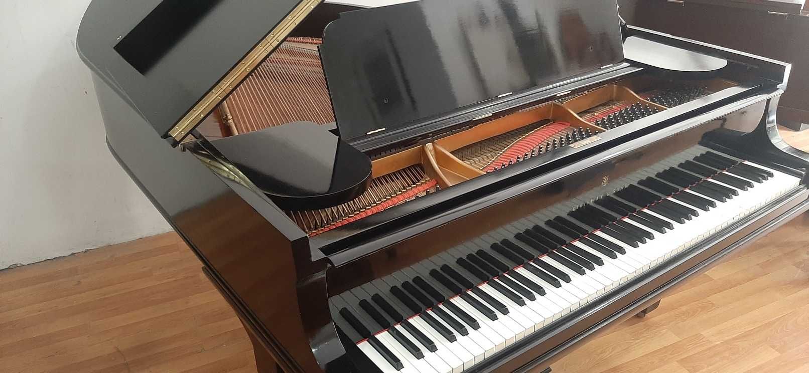 Piano Steinway ans sons mod O
