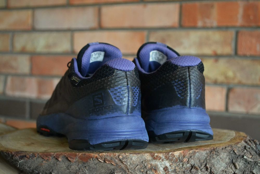 Кросівки Salomon Gore-Tex Оригінал Розмір 38 Устілка 24 см