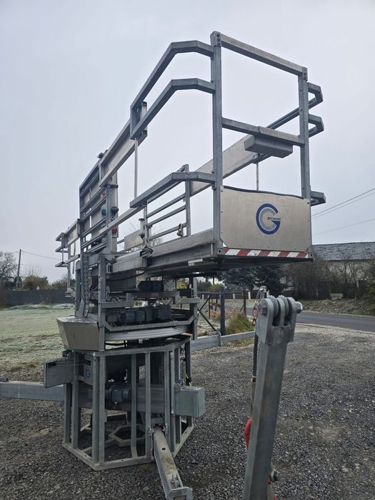 Podest wiszący ruchomy Goracon GW400 . 2024 rok - pilot