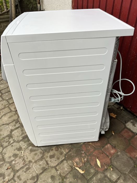 Сушильна машина AEG 8000 Series