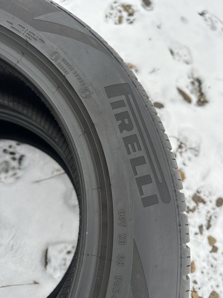 235/55/19 Pirelli Scorpion Zero All Season