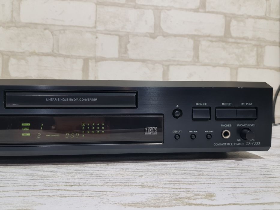 Програвач CD дисків ONKYO DX-7333, б/у з Німеччини
