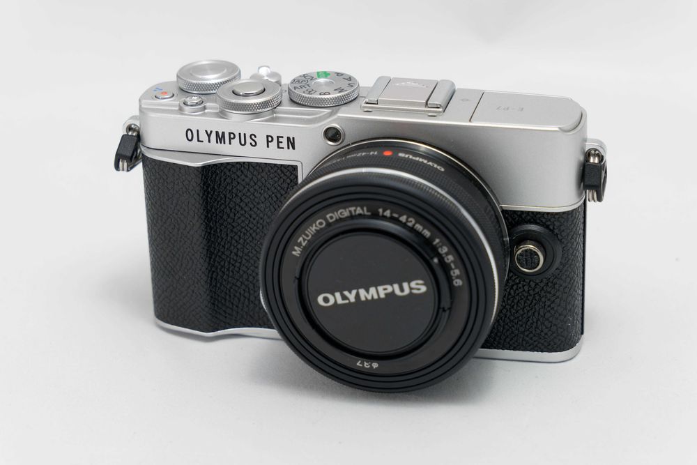 Olympus Pen E-P7 z obiektywem JAK NOWY