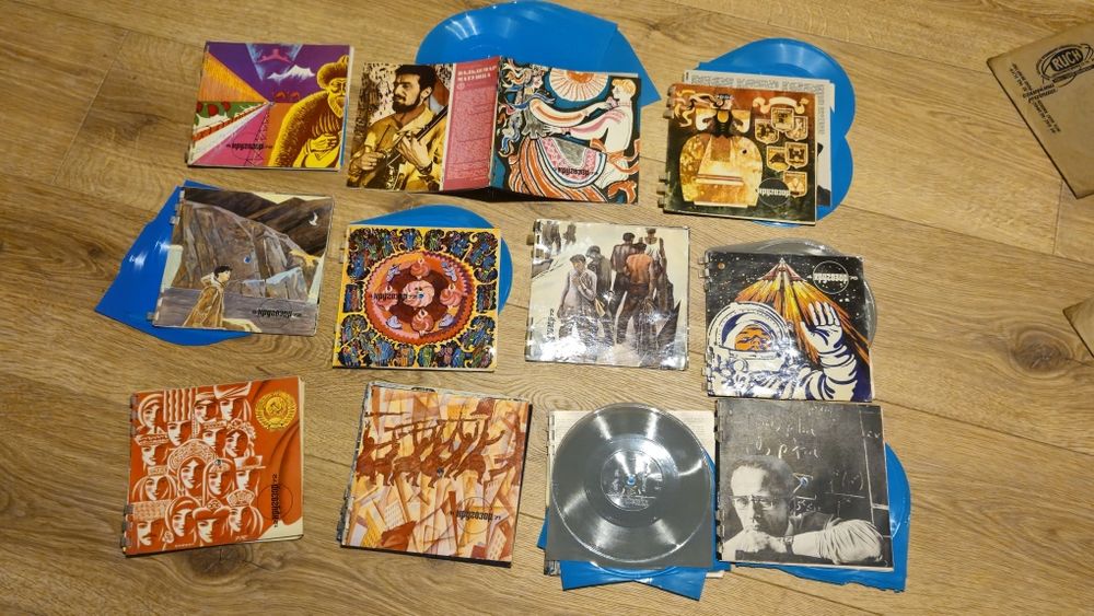 Magazyny Krugozor ZSRR 1971/1976 z płytami winylowymi komplet unikat