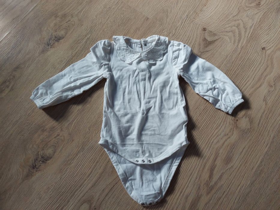 Body z kołnierzykiem