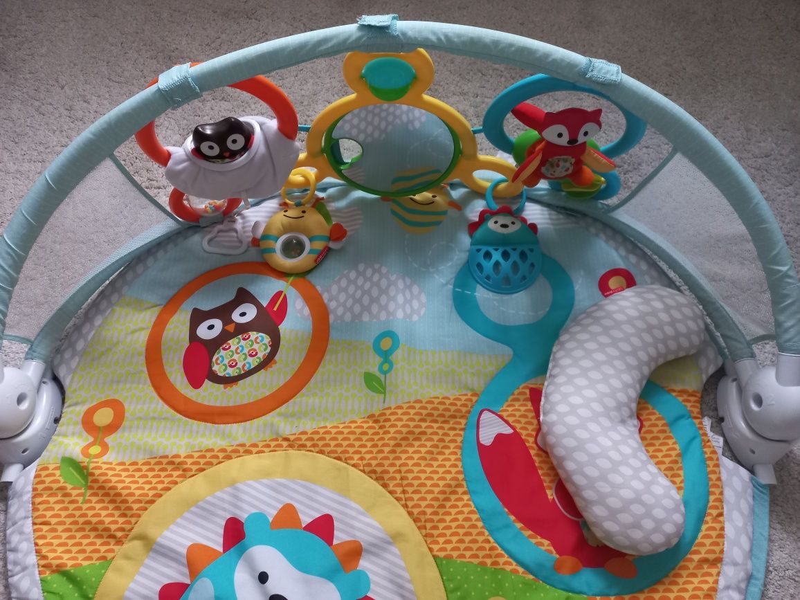 Mata edukacyjna Skip Hop Explore & More