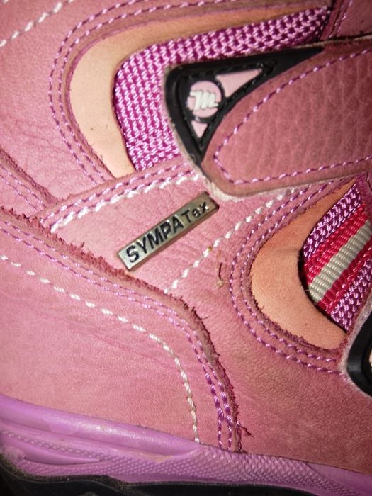 Фирменние термо ботиночки minimen, в очень хорошим состоянии!26 размер