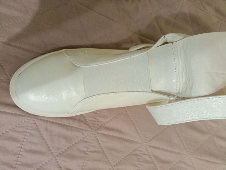 Білі жіночі черевики (хай-топи) Lu Boo, нові, р. 40, без утеплювача