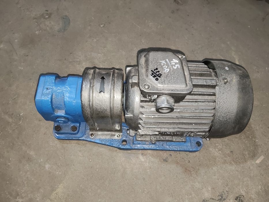 Продам насос шестеренчатый Г11/22