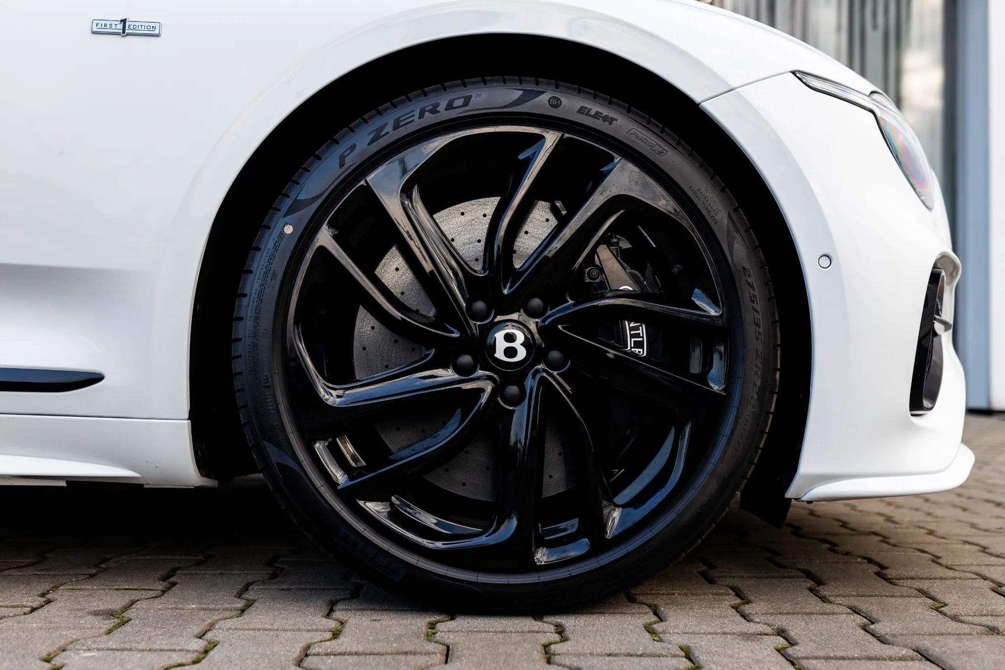 Bentley Continental GT GTC First Edition V8 Hybrid-Plug-in MY25