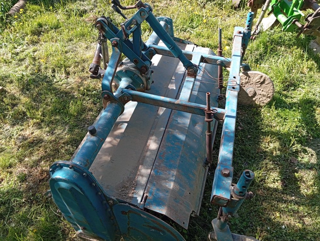 Продам фризу б/в