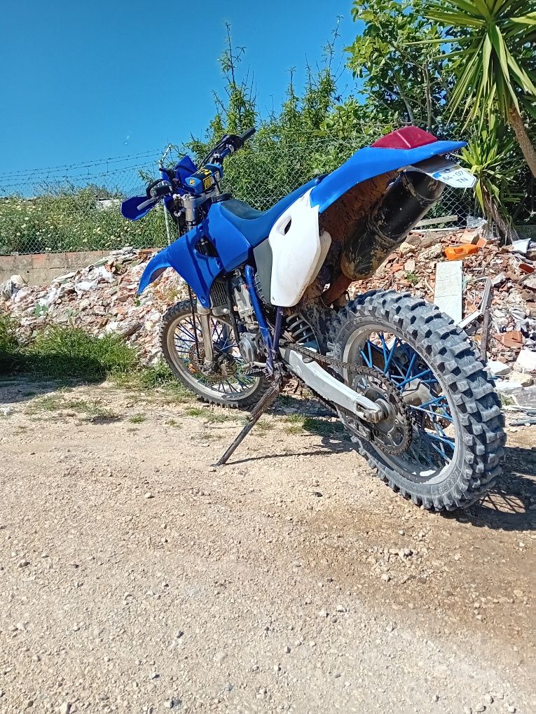 Vendo mota  wr426f 2002