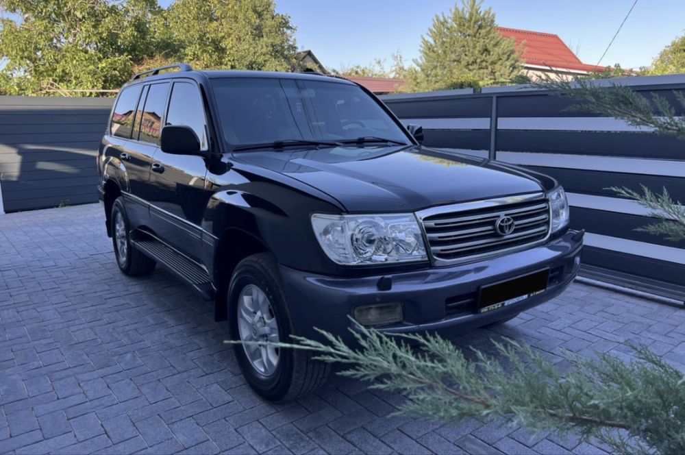 Toyota Land Cruiser 100 VX