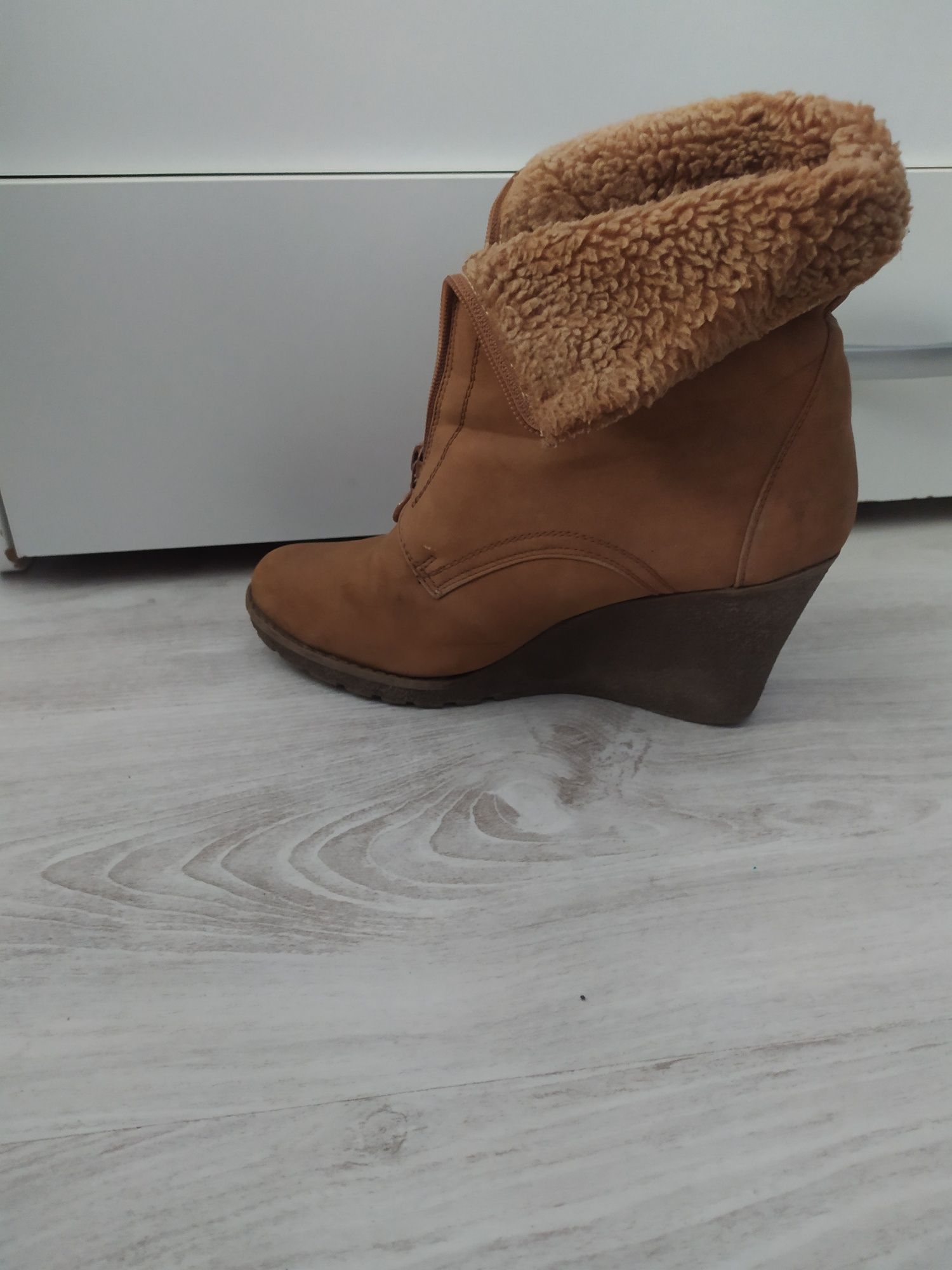 Botki Koturny camel 39 zimowe