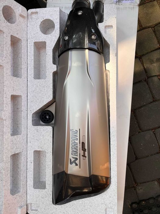 BMW K46 S 1000RR tłumik sportowy AKRAPOVIC HP - NOWY