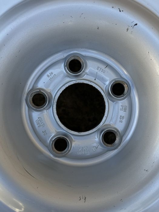 Диски5/100 R15 ET38 ЦО(діа)57.1 Вольцваген титани диски