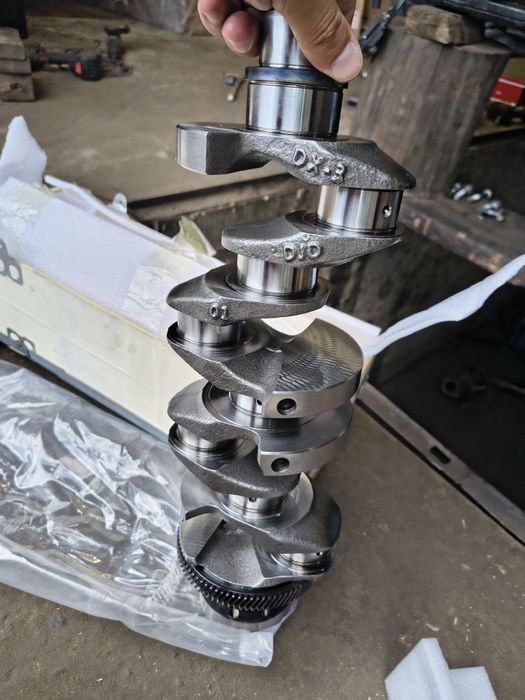 Колінвал Range Rover Ingenium 2.0D AJ20D 204DTD 204DTA  LR073830 шрот