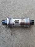 Wkład suportu suport Shimano Deore XT BB-ES70 oś 113mm 68 stan bdb