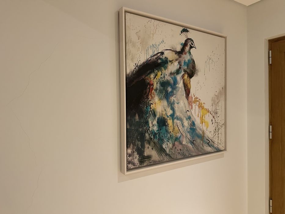 2 quadros decorativos com molduras madeira branca
