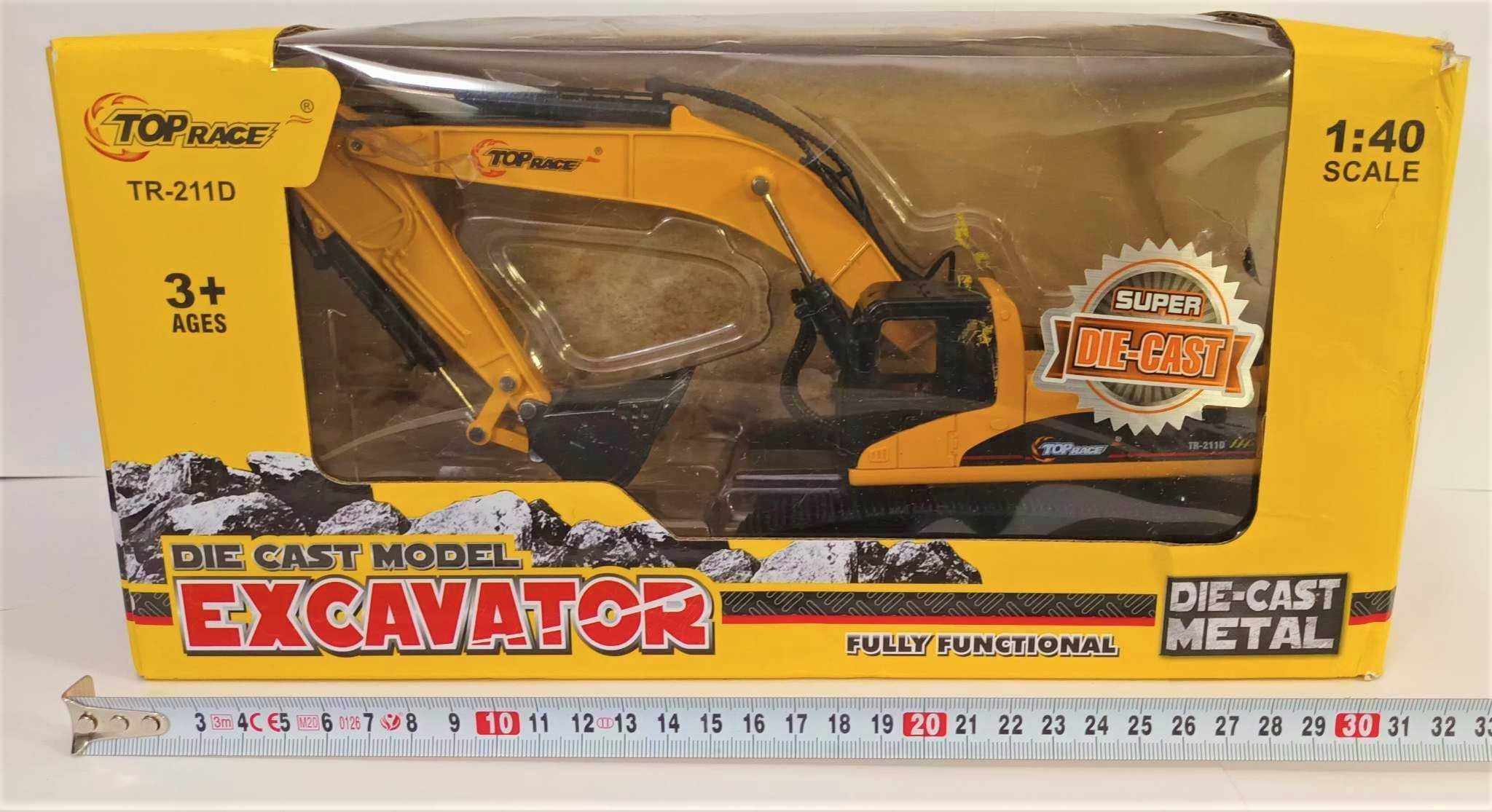 Top Race - Scale 1:40 - TR-211D Die Cast Model EXCAVATOR