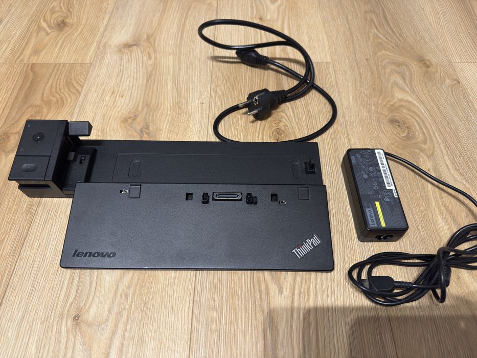 Stacja dokująca ThinkPad 40A2 Lenovo Ultra dock, zasilacz 65 W. Hdmi