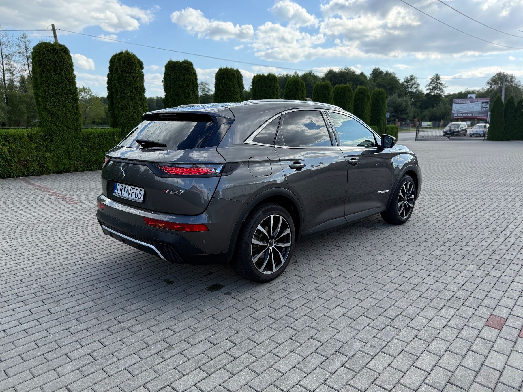 DS Automobiles DS 7 Crossback DS Automobiles DS7 Crossback BEZWYPADKOWY