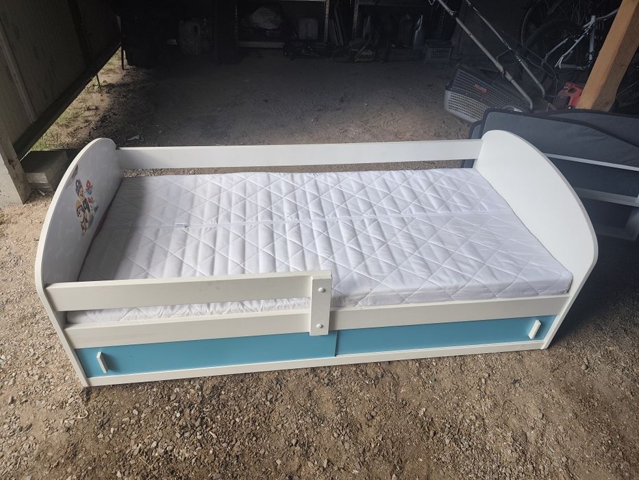 Sprzedam łóżka 3 szt.