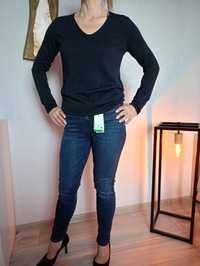 Nowe. Guess spodnie jeansowe r. 26/29 Skinny