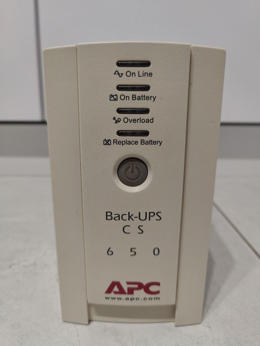 Продам ИБП APC back-UPS 650 с Новой АКБ!!
