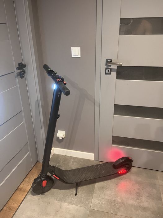 Hulajnoga elektryczna Segway Ninebot ES4 czarna !