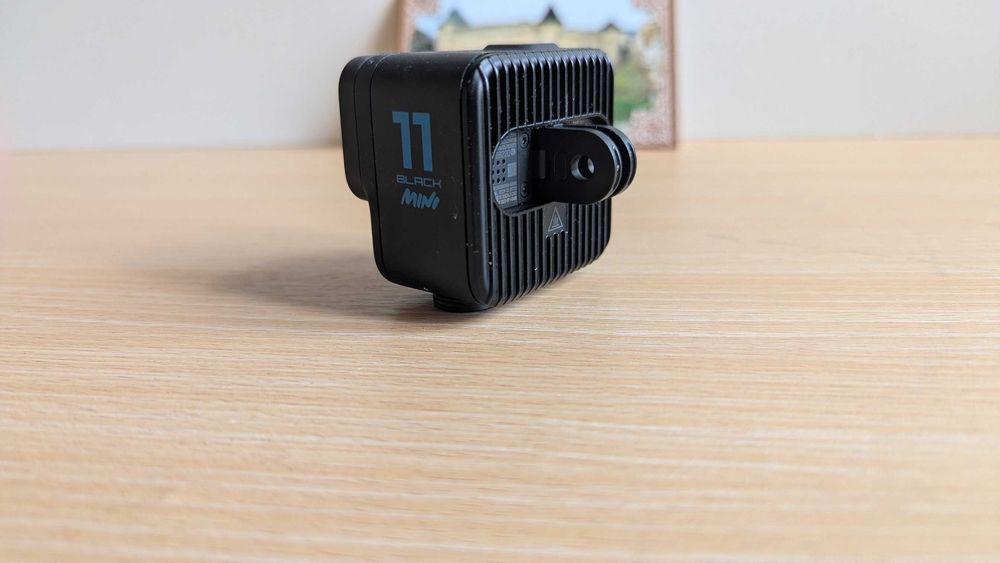 Екшен-камера GoPro HERO 11 mini Black у чудовому стані
